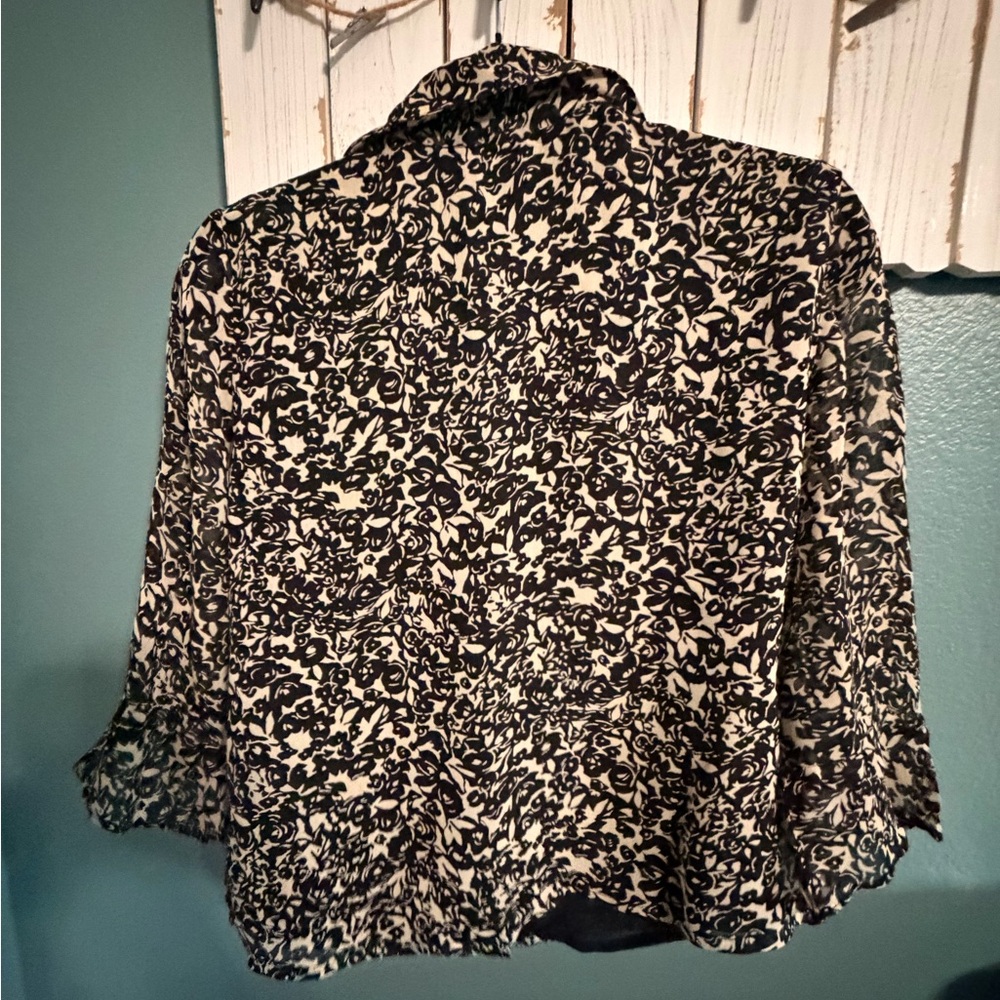 Style & Co. Women's Black and Cream Floral blouse - Picture 2 of 6